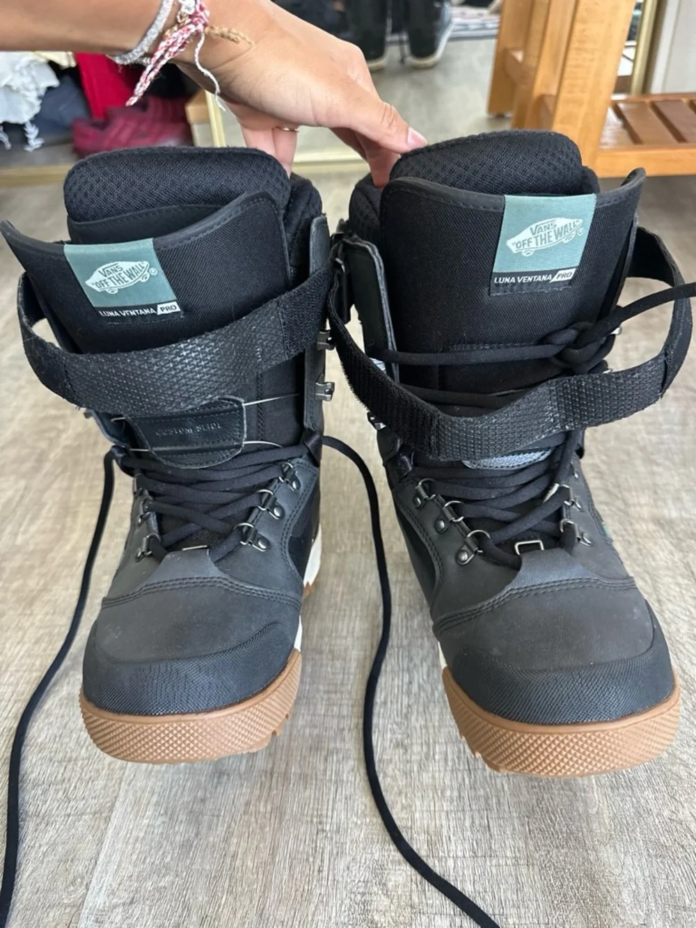 Vans Black Winter Boots with Brown Sole and Teal Accent